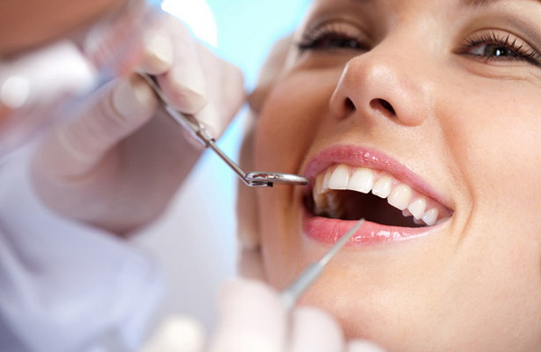 Стоматолог Габуева рассказала о проблемах с зубами из-за стресса