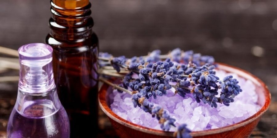 Врачи объяснили, чем полезно лавандовое масло