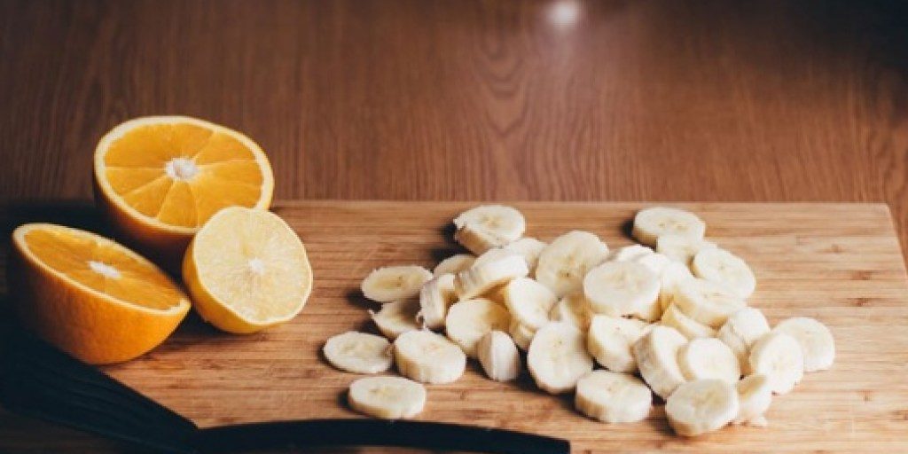 Отказ от кофеина, и фрукты помогают пережить перепады погоды