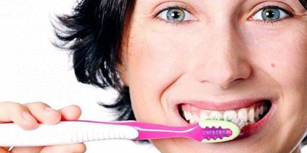 Названа опасность зубной пасты — Медицина 2.0