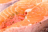 Рыба семейства лососевых не так полезна, как принято считать