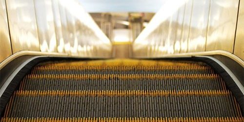 Падения: проблема не только старости, но и среднего возраста — МедНовости