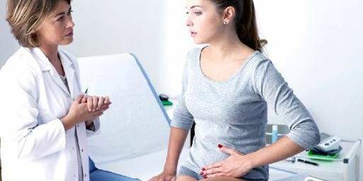 Медики напомнили о симптомах кист яичников