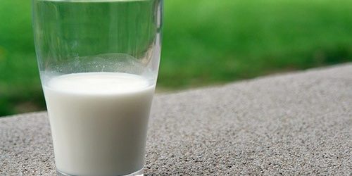 Рекомендации по здоровому питанию устарели: молочные продукты полезны для сердца — МедНовости