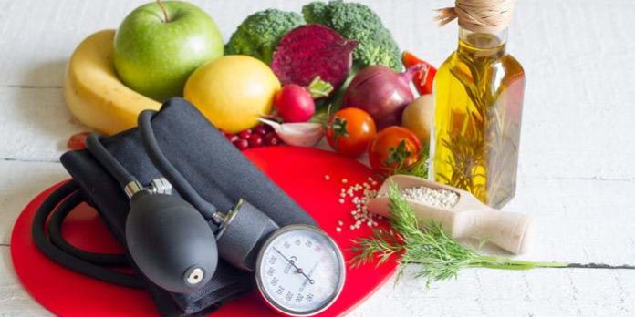 Медики подсказали, какие продукты понижают давление