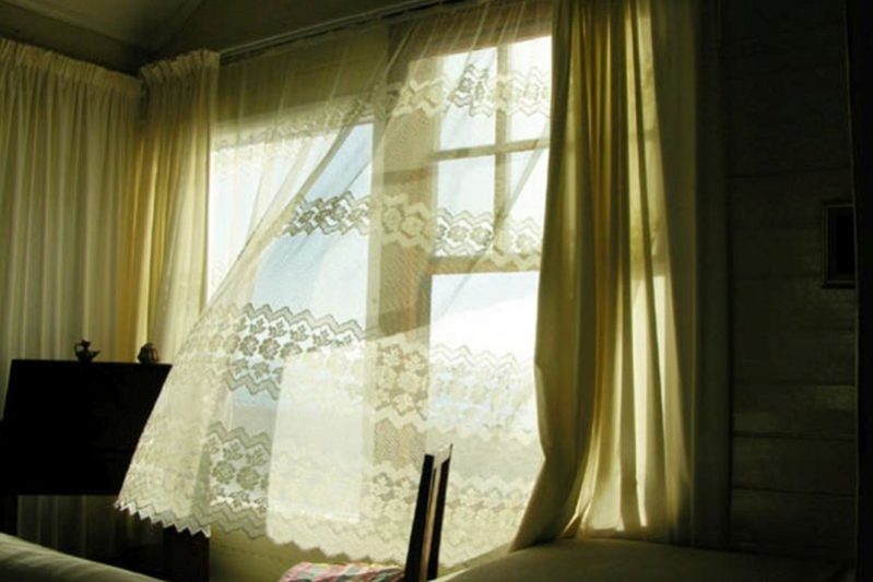 Открытое на ночь окно защищает от опасных болезней