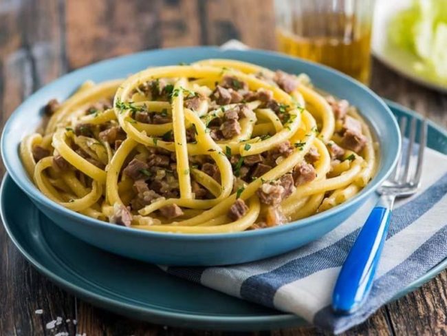 6 сочетаний продуктов, которые вредят здоровью