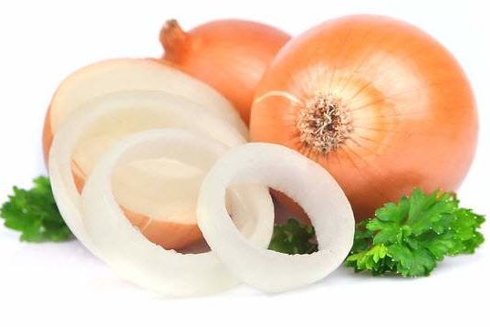 Ученые рассказали, почему не следует злоупотреблять луком