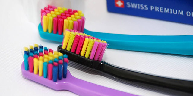 Как часто нужно менять зубную щетку