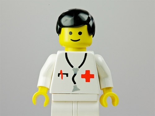 Ученые точно установили, что происходит после проглатывания деталей Lego — МедНовости