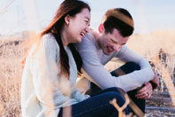 Доказано: чувство юмора — привлекательная черта для противоположного пола