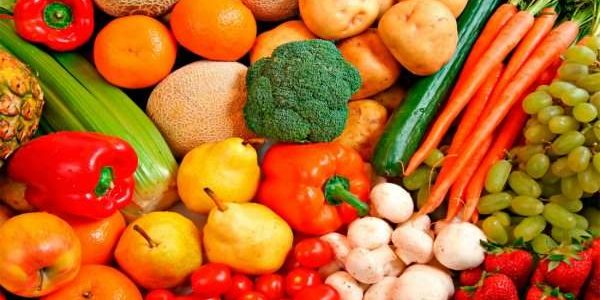 Медики назвали продукты, которые желательно есть ежедневно