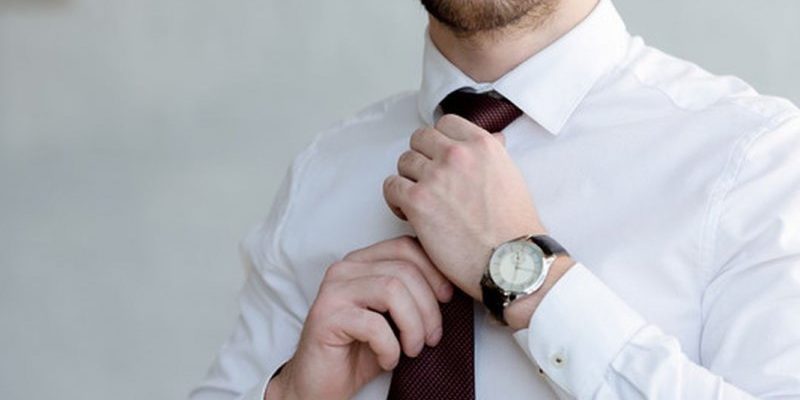 Мужчин предупредили о вреде ношения галстука