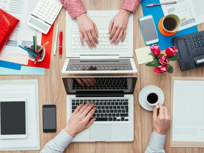 Названы самые распространенные болезни офисных сотрудников