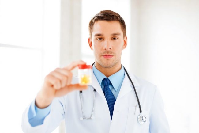 Нижегородцев: надо усилить контроль взаимоотношений врачей и фармкомпаний