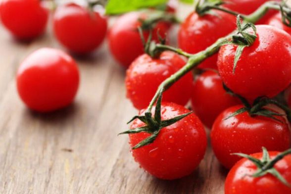 Медики рассказали, при каких проблемах со здоровьем вредны помидоры