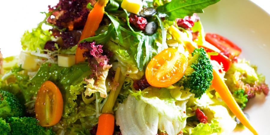 Названы симптомы, предвещающие потерю слуха