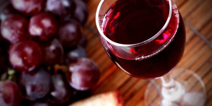 Названо вино, избавляющее от тревоги и депрессии