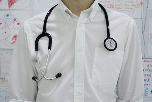 «Если бы такое решение приняли за меня, мне бы пришлось уйти из профессии» — МедНовости