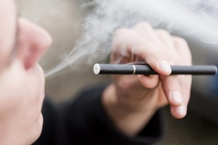 Электронные сигареты без никотина повреждают сосуды