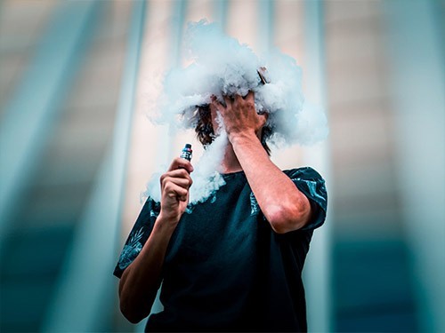 Ученые рассказали все, что известно науке о вреде вейпинга — МедНовости