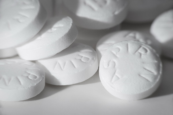 Полтаблетки аспирина в день снижают риск рака печени