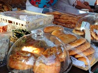 Любовь к выпечке и фастфуду может довести до слабоумия