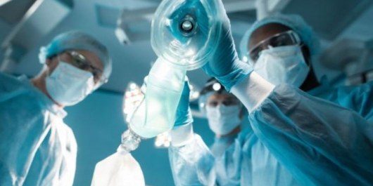 Опасен ли наркоз? Эксперт — о мифах и реальной медицинской практике