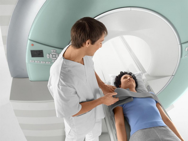 Компьютерная томография повышает риск развития рака щитовидной железы и лейкемии
