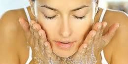 Как провести идеальную очистку кожи за 15 минут