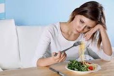 Эти продукты наверняка вызывают депрессию у женщин