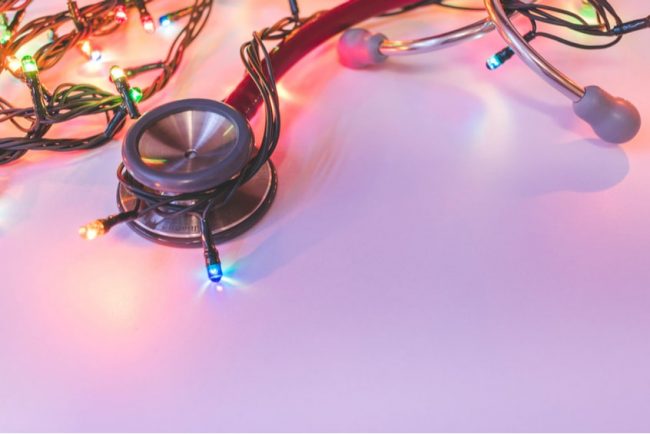 Минздрав может разрешить посещение пациентов в реанимации третьими лицами