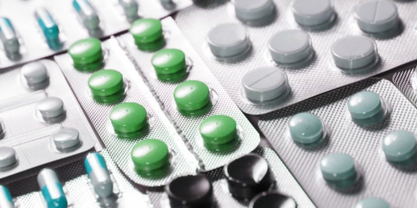 США приблизились к импорту лекарств из Канады