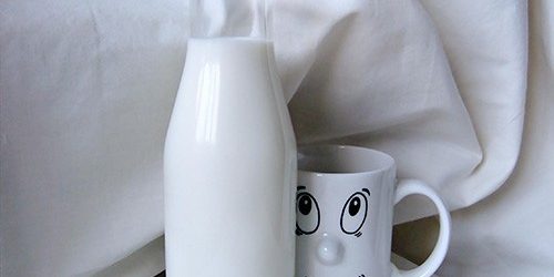 Дети, которые пьют цельное молоко, реже набирают лишний вес — МедНовости