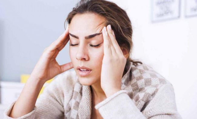 Названы самые распространенные признаки мигрени