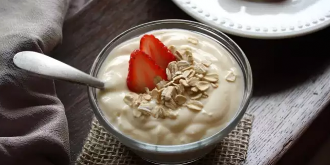 Йогурт поможет предотвратить рак кишечника у мужчин