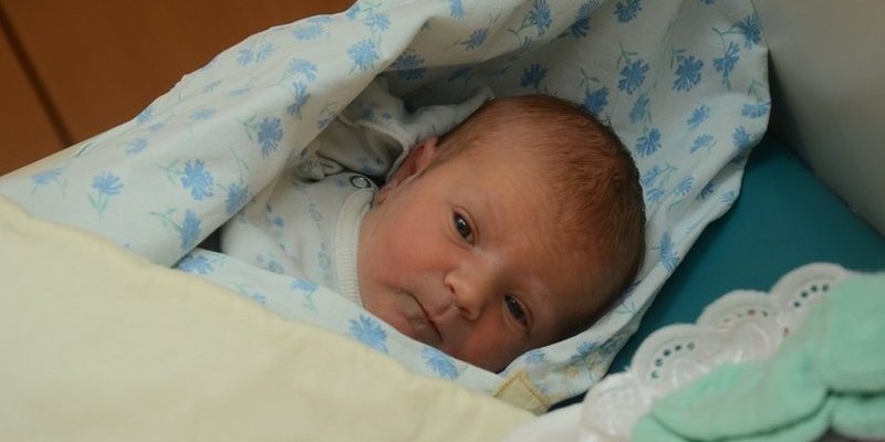 Педиатры узнали, как предотвратить заражение крови у новорожденных