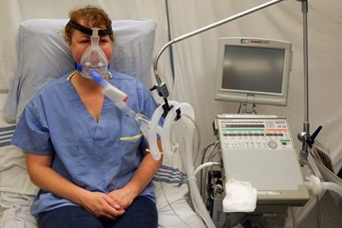Может ли поддерживать один аппарат ИВЛ нескольких пациентов? — МедНовости