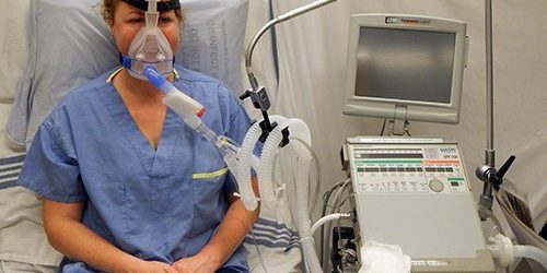 Может ли поддерживать один аппарат ИВЛ нескольких пациентов? — МедНовости