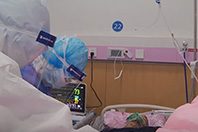 Пациенты с коронавирусом остаются заразными дольше, чем считалось