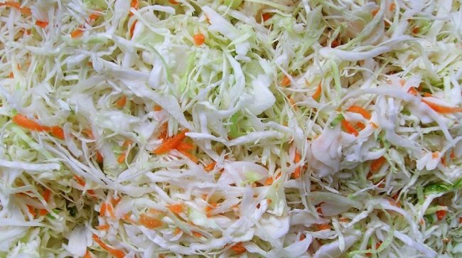 Диетолог рассказала о пользе квашенной капусты во время коронавируса