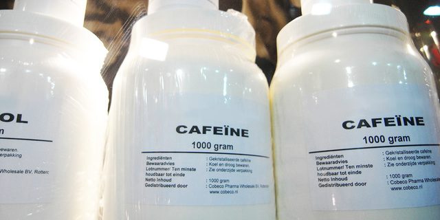 Передозировка порошковым кофеином смертельно опасна — доклад британских медиков