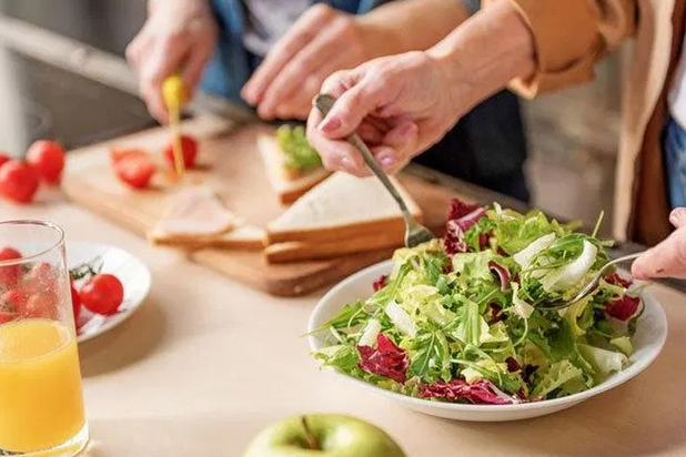 Названы пищевые привычки здоровых людей