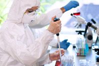 Сбербанк выходит на фармацевтический рынок и готов выпускать вакцину против COVID-19