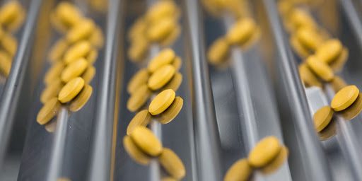 Минздрав одобрил первый россиийский препарат против коронавируса