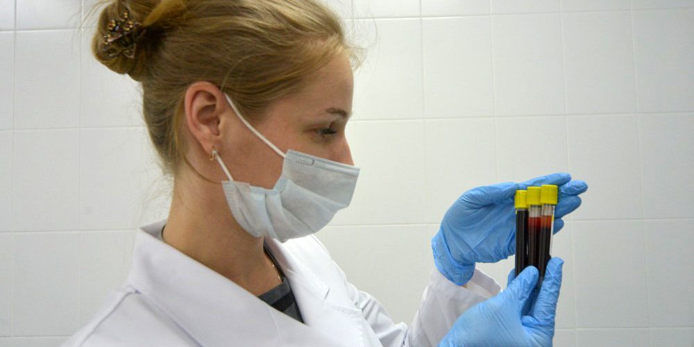 Ученый сообщил, сколько держится иммунитет к COVID-19