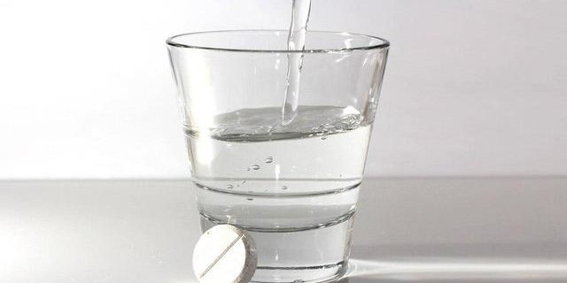 Миллионы людей принимают ненужный им аспирин для профилактики болезней сердца