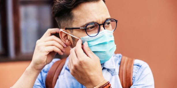 Ученые доказали опасность бессимптомных носителей COVID-19