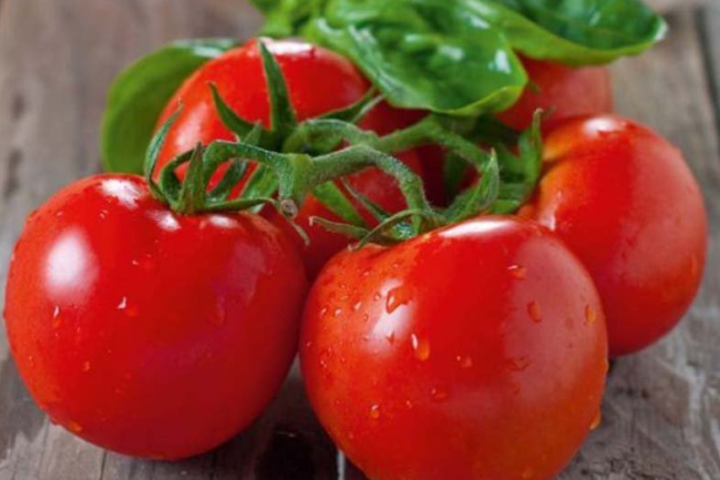 Названы овощи и ягоды, помогающие в борьбе с раком