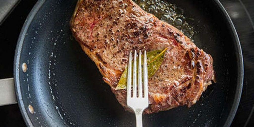 Врач рассказала, какое масло опасно использовать для жарки